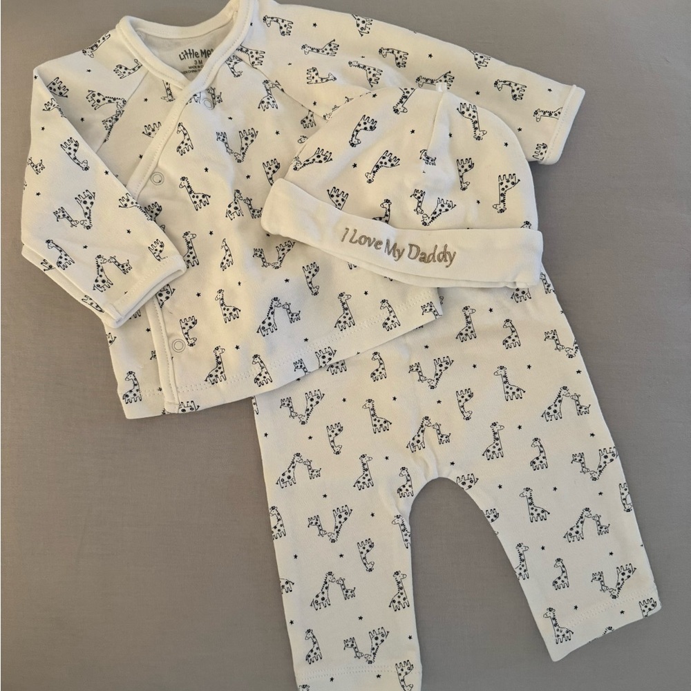 NWOT Personalized Little Me Giraffe Pants Set